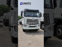 Color Optional 8x4 Fuel Tank Truck Weatherproof With Steel Framed Structure