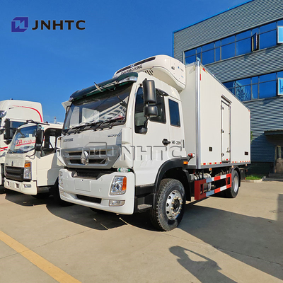 Hot Sale HOWO 6 Wheels 4x2 Small Manual Freezer Truck Refrigerated Container Truck
