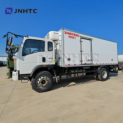 HOWO Refrigerator Truck 4x2 Light Food Truck Refrigerator Trucks Factory Latest