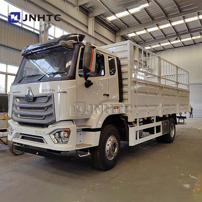 Sinotruk Howo Nx Fence 8Ton Cargo Truck with Full Cargo Trailer
