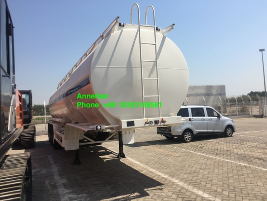 60T 3 Axles Fuel Oil Tank Trailer With 12.00R20 Tire