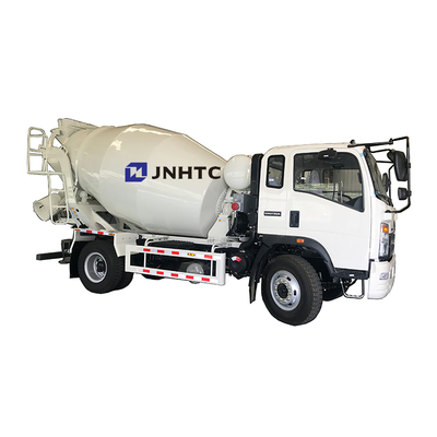Sinotruk HOWO Light Concrete Mixer Truck 4x2 4 Cubic Meters