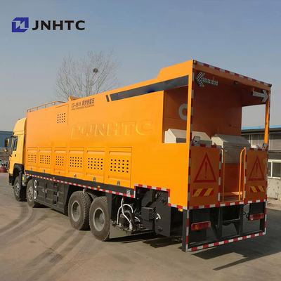8x4 Rubber Asphalt Gravel Macadam Synchronous Sealing Truck HOWO A7