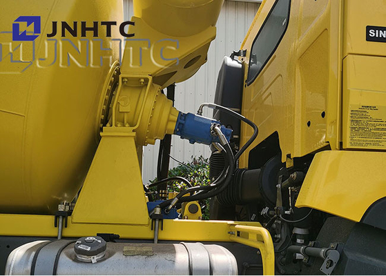 6x4 Sinotruck Howo Concrete Mixer Truck Left Driving Type