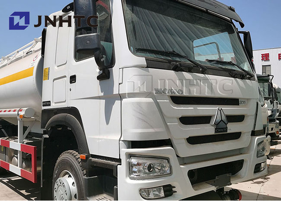 Sinotruk Howo Fuel Tank Truck 6x4 20000l 25000 Litres