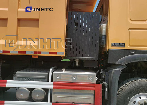 Road Sweeper Snow Plow Pickup Truck Sinotruk Howo 371hp 300L