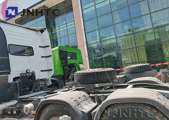Sinotruck Howo 6x4 Tractor Truck LHD Driving Type