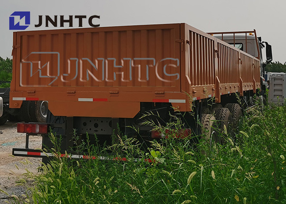 Sinotruk 8x4 Hohan Flat Back Trucks 31tons Lhd With Lifting Axle