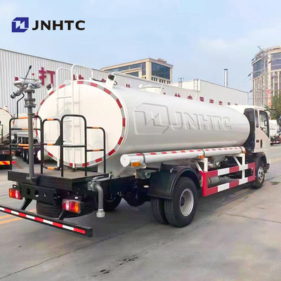 Sinotruck HOWO Light 1000l Sprinkler Truck 4X2 Water Truck Tank