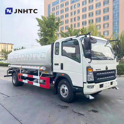 Sinotruck HOWO Light 1000l Sprinkler Truck 4X2 Water Truck Tank