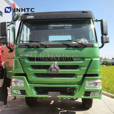 Lightweight  Left Hand Drive Howo Cargo Truck 4x2 6 Wheels 300hp