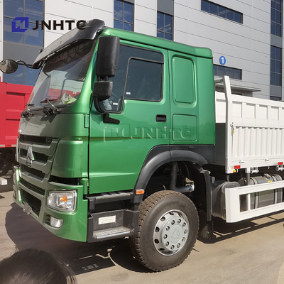 Lightweight  Left Hand Drive Howo Cargo Truck 4x2 6 Wheels 300hp