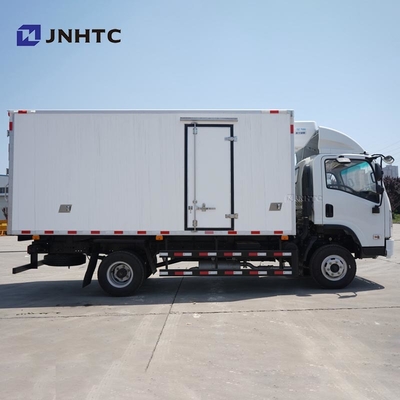 New Shacman Light Refrigerator Freezer Vaccine Truck 4X2 3-5 Tons 6 Wheels  And Fine