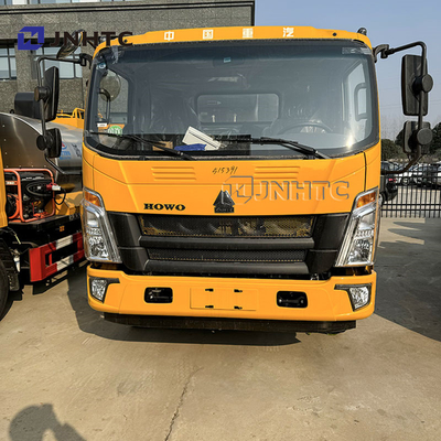 China Hot Sell Howo 4 Cbms Road Intelligent Asphalt Distributor Trucks NEW Bitumen Sprayer Asphalt Distribution Truck