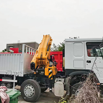 New Sinotruk Howo Fence Cargo Truck 10Tons Folding Crane 12 Wheels 400hp For Sale