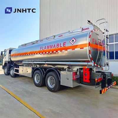 Sinotruk HOWO Fuel Tank Truck 8X4 400HP 28000L 35000L 30000lL High Quality