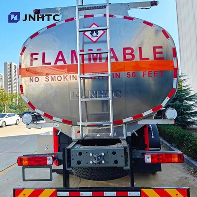 Sinotruk HOWO Fuel Tank Truck 8X4 400HP 28000L 35000L 30000lL High Quality
