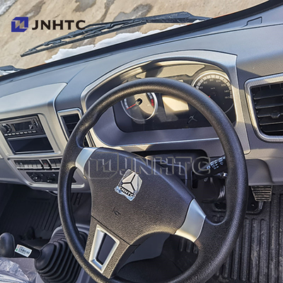 Hot Sale HOWO Cargo Trucks 4X2 6 Wheels 8-10Tons Light Right Drive With Air Conditioning