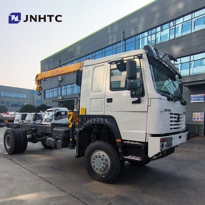 Heavy Truck HOWO Diesel Cargo Truck 4x4 6 Wheeler Chassis With Crane High Quality