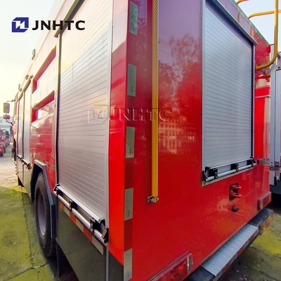 HOWO 4*4 Fire Fighting Truck HOWO 5000L Water Foam Tanker Firefighter Truck Mini Fire Fighting Truck