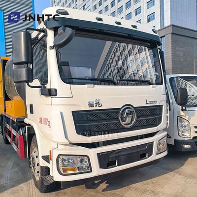 Synchronous Gravel Sealing Vehicle