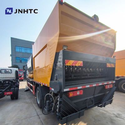 Synchronous Gravel Sealing Vehicle