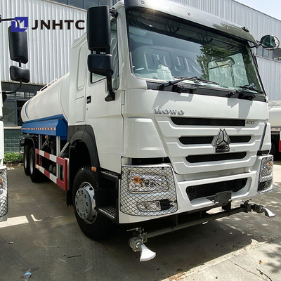 New Sinotruk Howo Sprinkling Water Tank Truck 351 - 450hp 6x4 10 Wheels From China