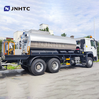 HOWO Intelligent Bitumen Spreader Asphalt Spraying Equipment Trucks 6X4 336HP For Sale