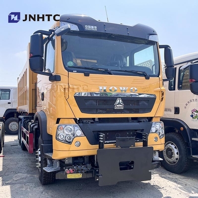 New HOWO Road Snow Sweeper Cleaning Truck 400HP 300L 6X4 For Sale