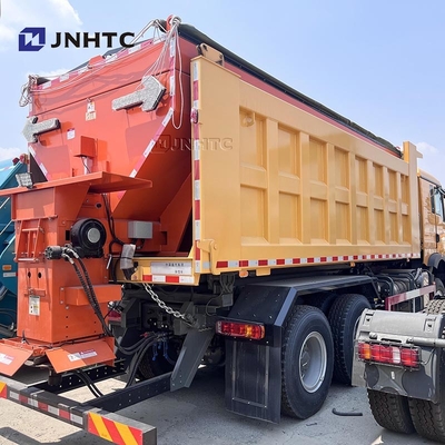 New HOWO Road Snow Sweeper Cleaning Truck 400HP 300L 6X4 For Sale
