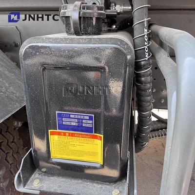 New HOWO Road Snow Sweeper Cleaning Truck 400HP 300L 6X4 For Sale