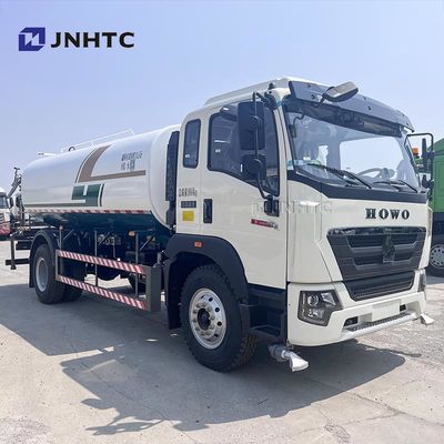 Sinotruk HOWO 6X4 Sprinkler Tank Truck