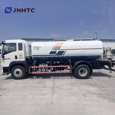 Sinotruk HOWO 6X4 Sprinkler Tank Truck