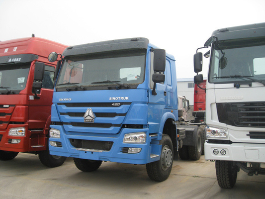 420hp Ten Wheels Prime Mover Truck HOWO One Bunk With External Force Resistance