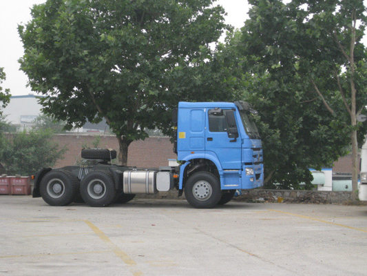 420hp Ten Wheels Prime Mover Truck HOWO One Bunk With External Force Resistance