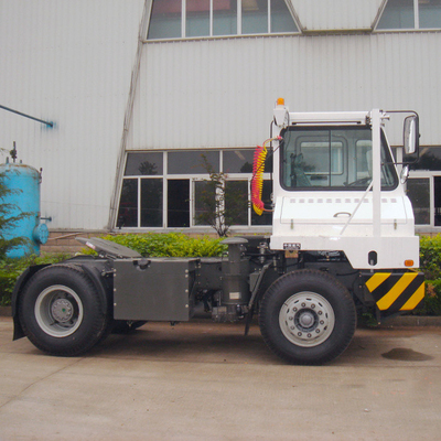 50t - 90t Sinotruck Terminal Tractor Port With 5th Wheel Lifted Right / Left Driving