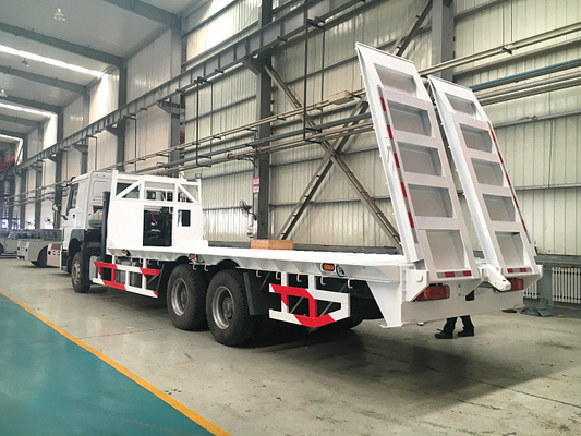 SINOTRUK  6 X 4  Heavy Cargo Truck Landing Leg Lift System For Towing Semi Trailer
