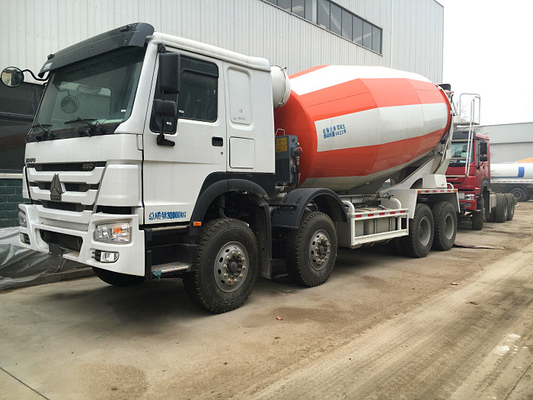 266-371hp Euro2 Euro3 HOWO A7 Truck Concrete Mixer 8x4 10cbm In Red White Color
