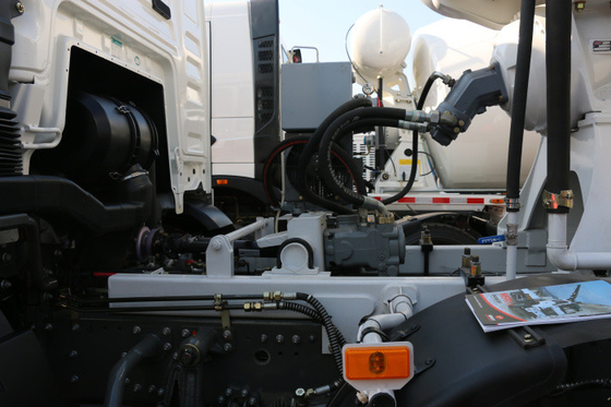 Sinotruk Howo A7 8×4 Concrete Agitator Truck With 371hp Engine And One Bed
