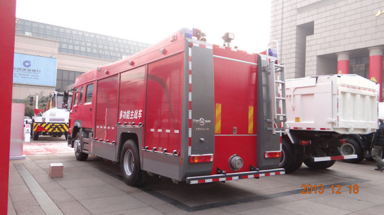 4600mm Wheel Base Rescue Fire Truck , Model Fire Engine Truck With 4 Doors