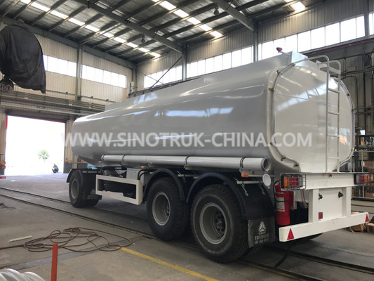 Three Axles Heavy Duty Semi Trailers , 25000 Liters 4 Mm Thickness Liquid Tank Trailers