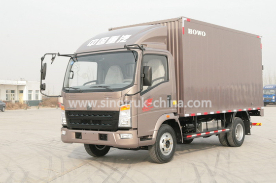 4x2 Euroii Howo 7000kg Refrigerated Box Truck With Yunnei Engine And 6 Triangle Tire
