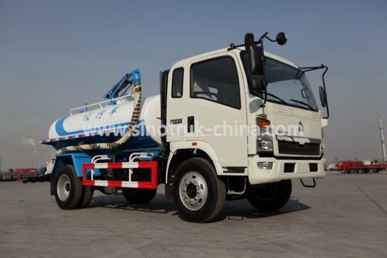 HOWO 4×2 High Safety Suction Sewage Truck Overall Dimensions 6880×2330×2870
