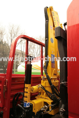 Construction Light Duty Commercial Trucks / Light Cargo Truck With 3 Tons Crane