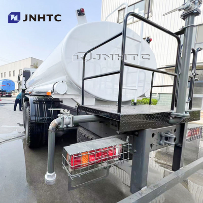 Cheap Price Sprinkler Tank Truck HOWO Water Tanker Trucks 6X4 400HP For Drinking Water Deposit shipment