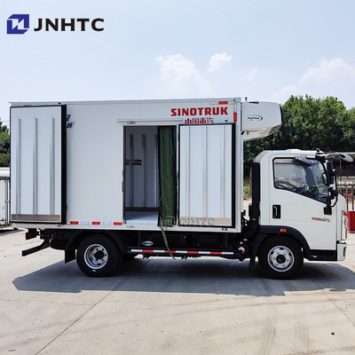 New HOWO 3t 4t 5t 4x2 Refrigerator Truck Light food Truck Refrigerator Trucks