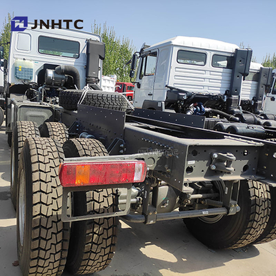HOWO 6X6 Dump Truck Chassis 20m3 380hp 10 Wheels For 40-50t Front Lifting