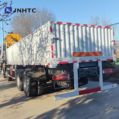 New SINOTRUK HOWO 8X4 400HP Cargo Truck With 10 12 tons Crane