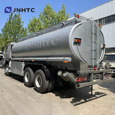 Sinotruk Howo Oil Tank Truck 6X4 400HP LHD Diesel Fuel Oil Tank Truck Good Price