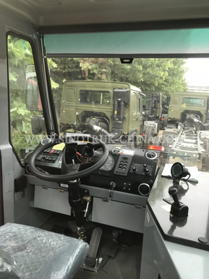 Multi Color Terminal Tractor Leaf Spring Suspension With 400L Fuel Tank